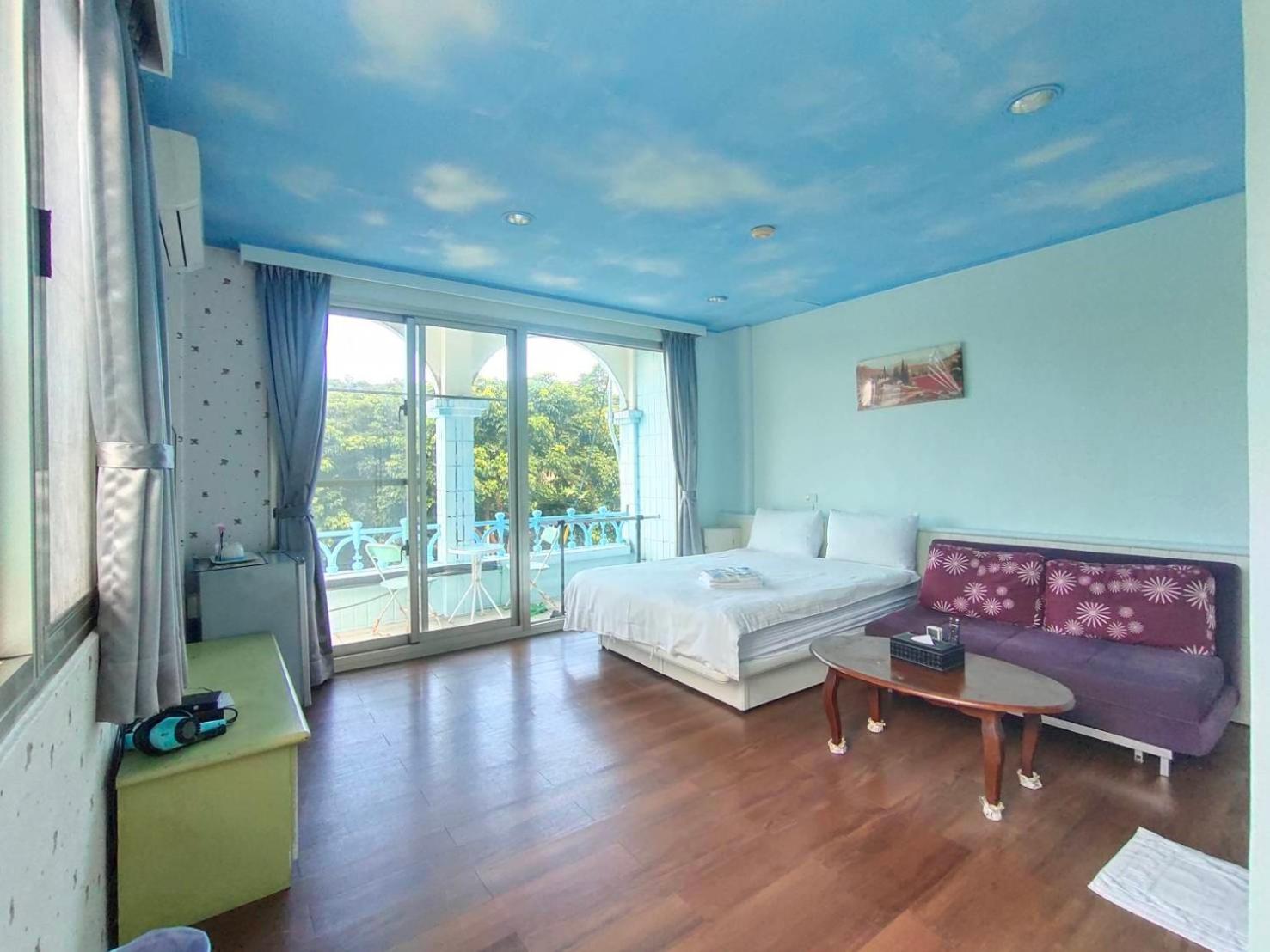 Lantian Baiyun Daire Hualien Oda fotoğraf